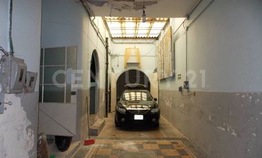 Casa con uso de suelo en venta en Verónica Anzures, Miguel Hidalgo, CDMX