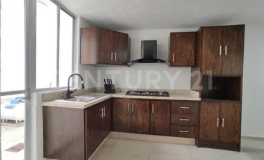 Casa en Renta en Agave Cristal 3, San Juan del Río, Querétaro.