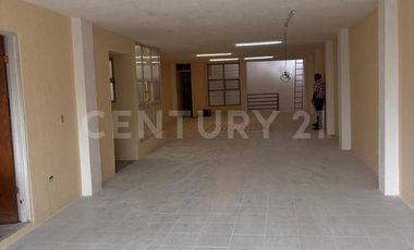 Venta de bodega en Puebla, sobre Boulevard Atlixco