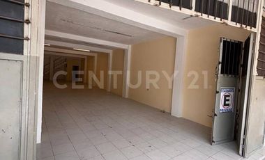 Venta de bodega en Puebla, sobre Boulevard Atlixco