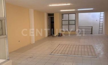 Venta de bodega en Puebla, sobre Boulevard Atlixco