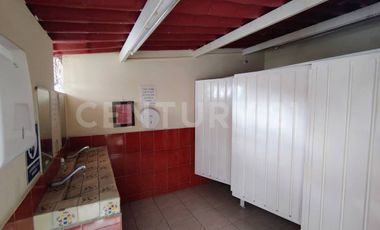 Edificio en renta, esquina, zona Plaza San Pedro, 15 de Mayo, Diagonal, Puebla