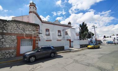 Edificio en renta, esquina, zona Plaza San Pedro, 15 de Mayo, Diagonal, Puebla