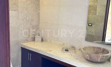 Casa en Venta en Clúster 444, Lomas de Angelópolis 1