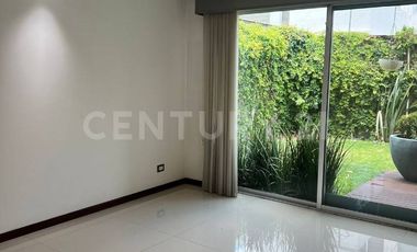 Casa en Venta en Clúster 444, Lomas de Angelópolis 1