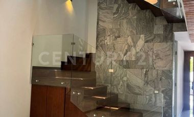 Casa en Venta en Clúster 444, Lomas de Angelópolis 1