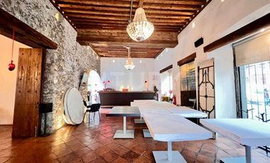 Renta Local/Casona Histórica, Centro—Franquicias, Oficinas, Restaurante premium.