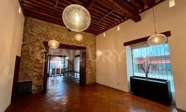 Renta Local/Casona Histórica, Centro—Franquicias, Oficinas, Restaurante premium.
