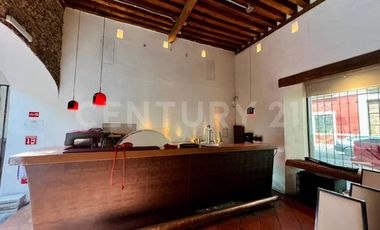 Renta Local/Casona Histórica, Centro—Franquicias, Oficinas, Restaurante premium.