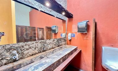 Renta Local/Casona Histórica, Centro—Franquicias, Oficinas, Restaurante premium.