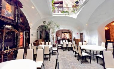 Renta Local/Casona Histórica, Centro—Franquicias, Oficinas, Restaurante premium.