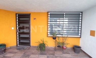 Renta de casa en Santa Rosa Residencial en Cuautlancingo Puebla