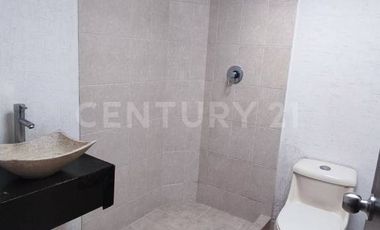 Renta de casa en Santa Rosa Residencial en Cuautlancingo Puebla