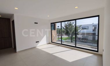 Casa en venta en Parque Colima, Lomas de Angelópolis