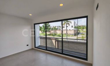 Casa en venta en Parque Colima, Lomas de Angelópolis
