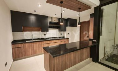 Casa en venta en Parque Colima, Lomas de Angelópolis