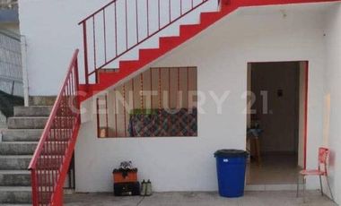 Casa en venta de tres recamaras en Manzanillo