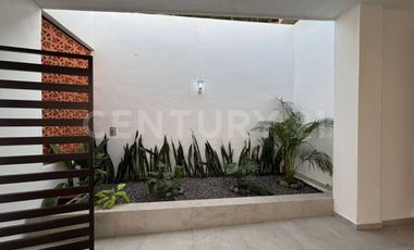 : Casa en RENTA en esquina en la COMARCA, Villa de Álvarez, Colima.