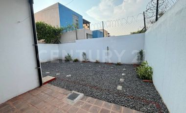 : Casa en RENTA en esquina en la COMARCA, Villa de Álvarez, Colima.