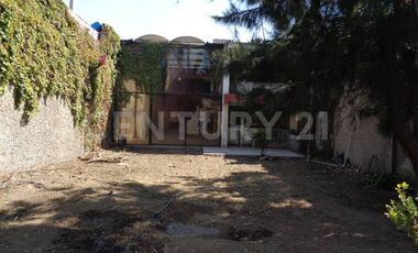 Casa con uso de suelo en venta en Leyes de Reforma, Iztapalapa, CDMX