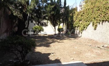 Casa con uso de suelo en venta en Leyes de Reforma, Iztapalapa, CDMX