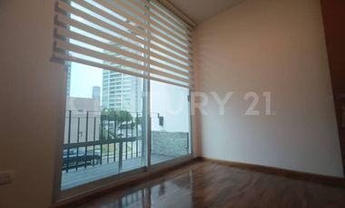 Residencia en venta en Puerta Paraíso Via Atlixcayotl Puebla