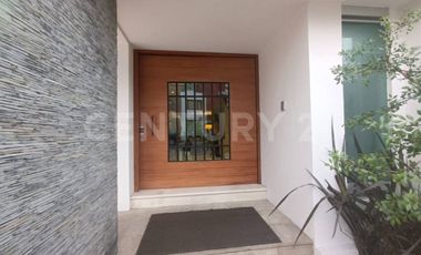 Residencia en venta en Puerta Paraíso Via Atlixcayotl Puebla