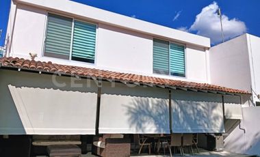 Residencia en venta en Puerta Paraíso Via Atlixcayotl Puebla
