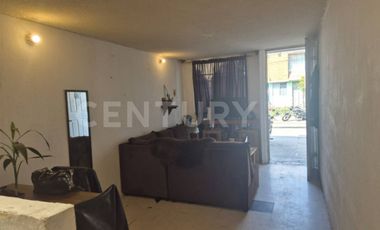 Casa en venta en Hacienda Los Reyes Chicoloapan, Estado De México