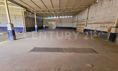 Renta de bodega y local comercial en Puebla Los Remedios