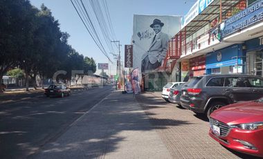 Plaza Comercial en Venta, zona Prados Agua Azul y av. 11 Sur, Puebla