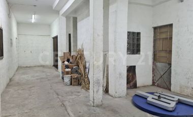 Local Comercial con oficinas y bodega en Colonia Chulavista Puebla