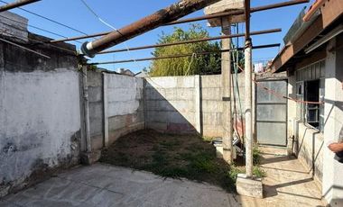 Casa en alquiler en Ezpeleta Este