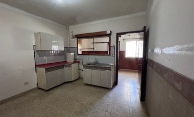 Casa en venta en Quilmes Oeste Centro