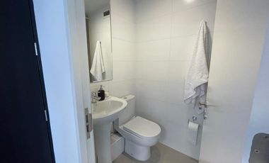 EN ARRIENDO NUEVA Y MODERNA OFICINA 1PRIV. 1B - M. MONTT