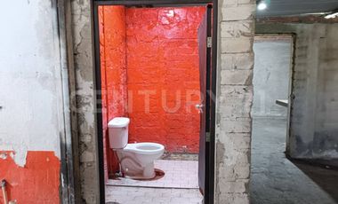 Local - Bodega en Venta, en Avenida de los Maestros Colima, Colima