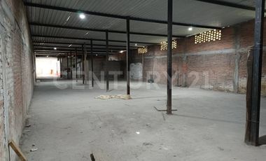Local - Bodega en Venta, en Avenida de los Maestros Colima, Colima