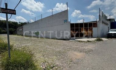 Terreno bardeado en Renta en La Cruz, SJR, Querétaro