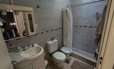 CASA ESQUINA. AMOBLADA. APTA CRÉDITO, CHIMBAS.