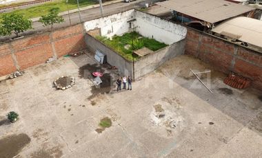 Terreno en Renta con Bodega en Armería