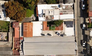 CASA EN VENTA, AMPLIA ESTILO COLIMOTA , ACABADOS ACABADOS EN MADERA DE LUJO