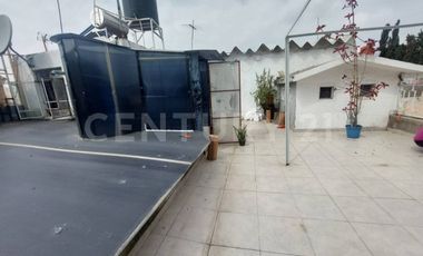 En venta ubicada en Av. Moleros