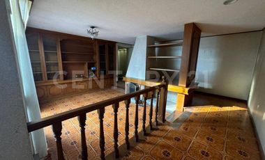 Casa en Venta - en Barrio de Jesús Tlatempa - Cerca del Colegio Intercanadiense