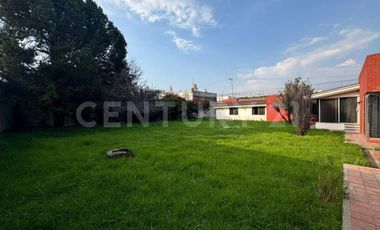 Casa en Venta - en Barrio de Jesús Tlatempa - Cerca del Colegio Intercanadiense