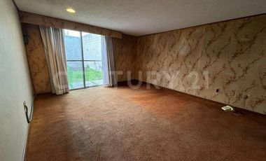 Casa en Venta - en Barrio de Jesús Tlatempa - Cerca del Colegio Intercanadiense