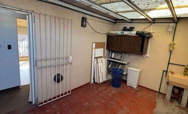 Casa en alquiler en Lomas de Zamora sin expensas