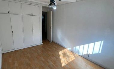 Casa en alquiler en Lomas de Zamora sin expensas