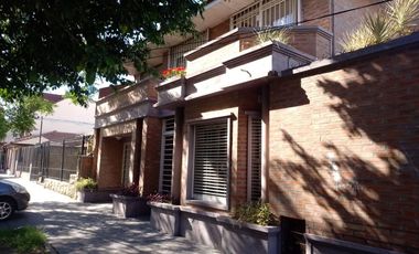 Casa en alquiler en Lomas de Zamora sin expensas