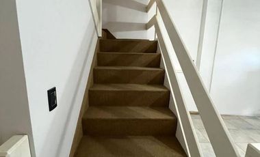 Casa en alquiler en Lomas de Zamora sin expensas