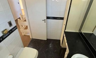 Casa en alquiler en Lomas de Zamora sin expensas